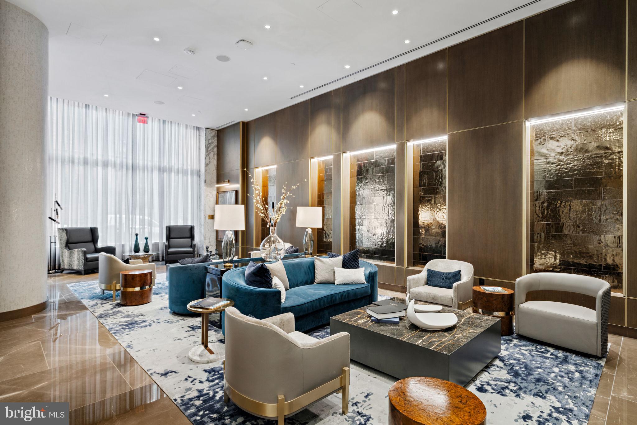 RITTENHOUSE SQUARE - Residential