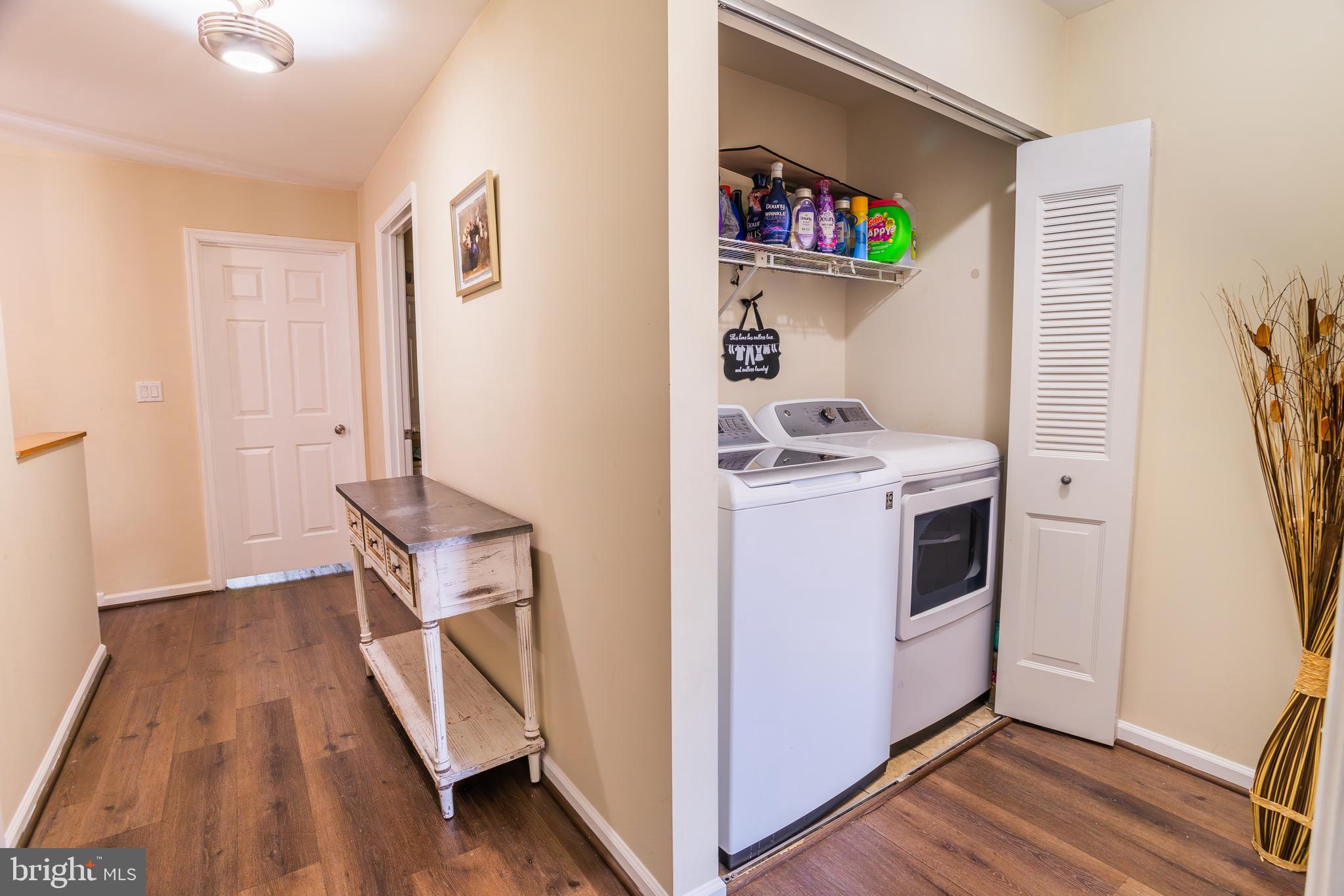 TOWNE OAK VILLAGE - Residential