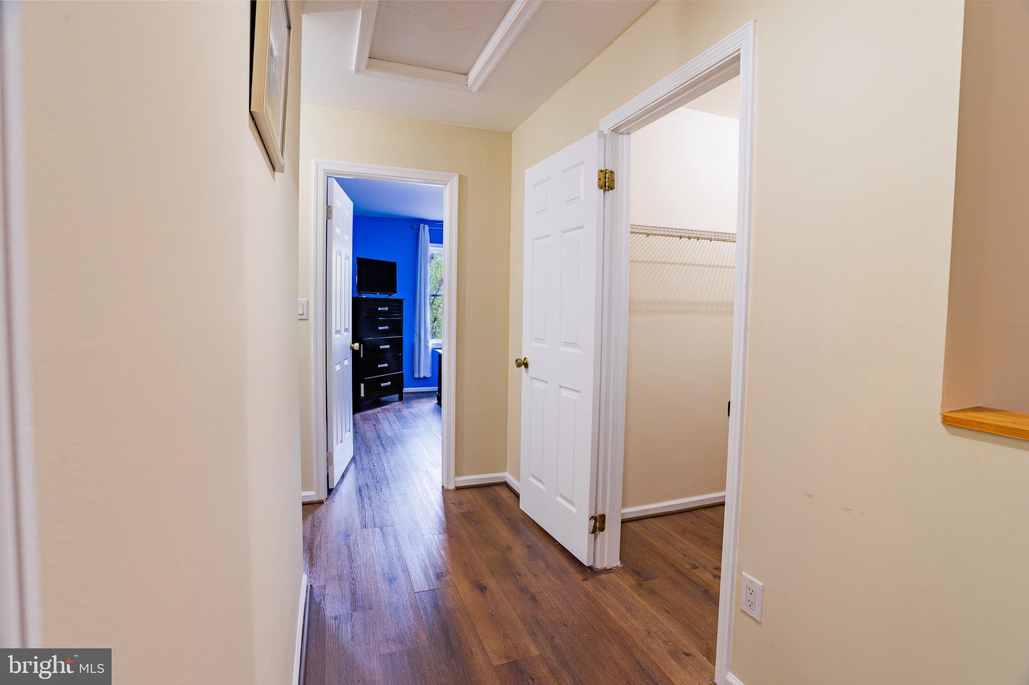 TOWNE OAK VILLAGE - Residential