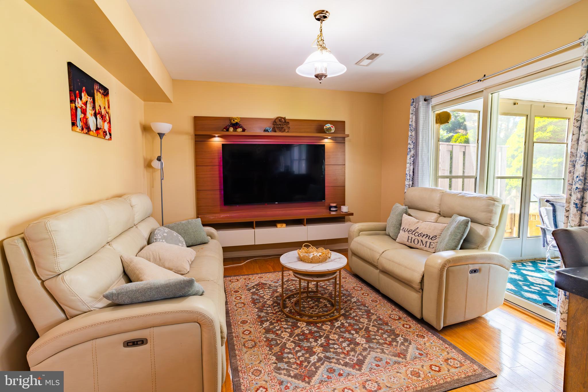 TOWNE OAK VILLAGE - Residential