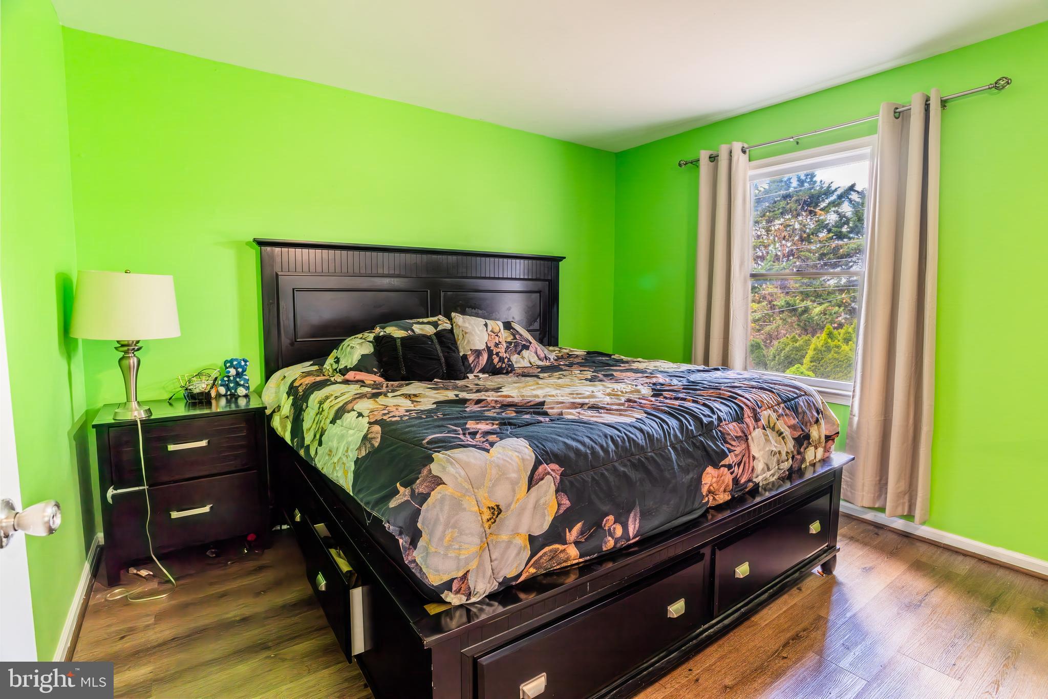 TOWNE OAK VILLAGE - Residential