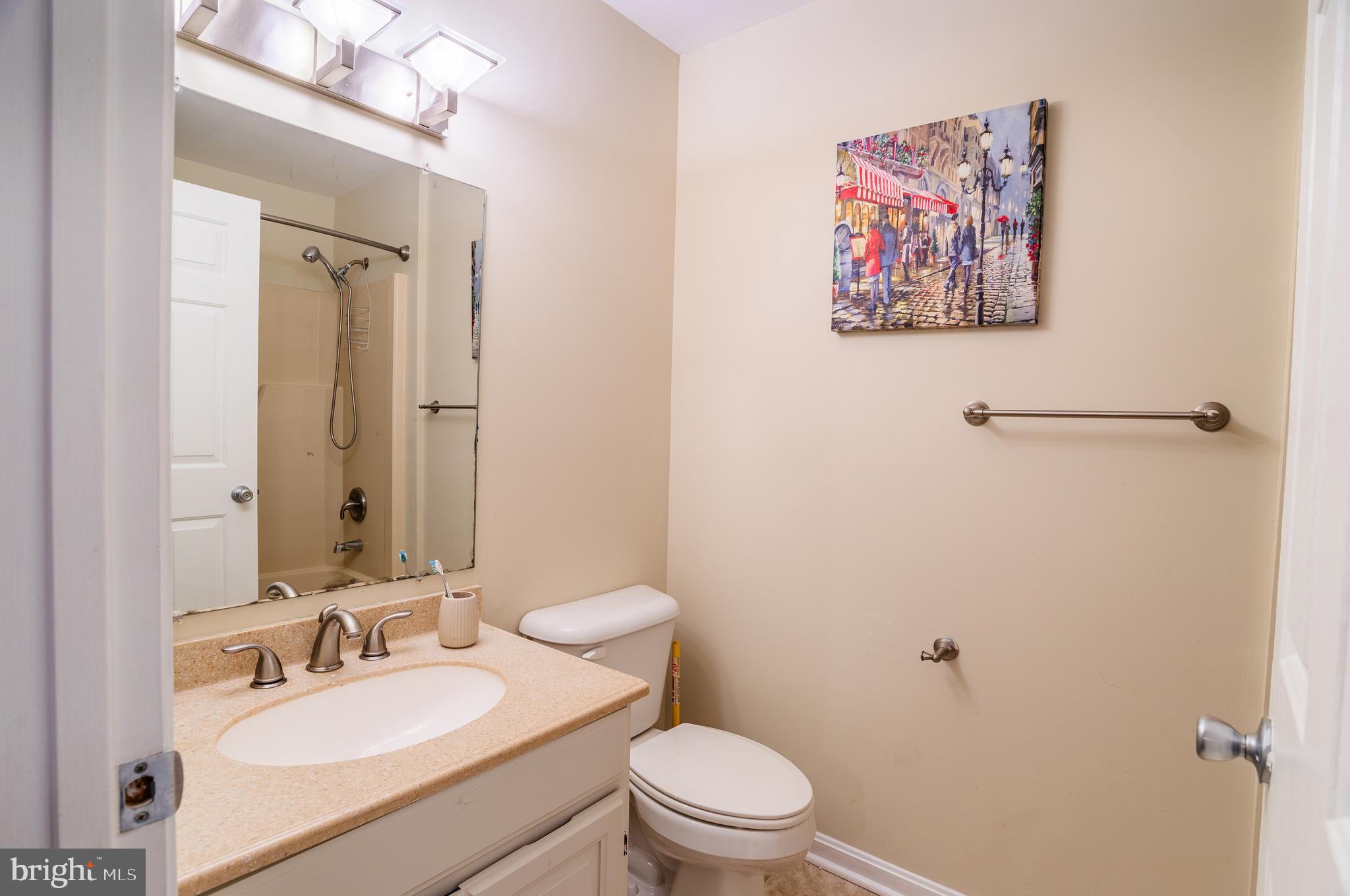 TOWNE OAK VILLAGE - Residential