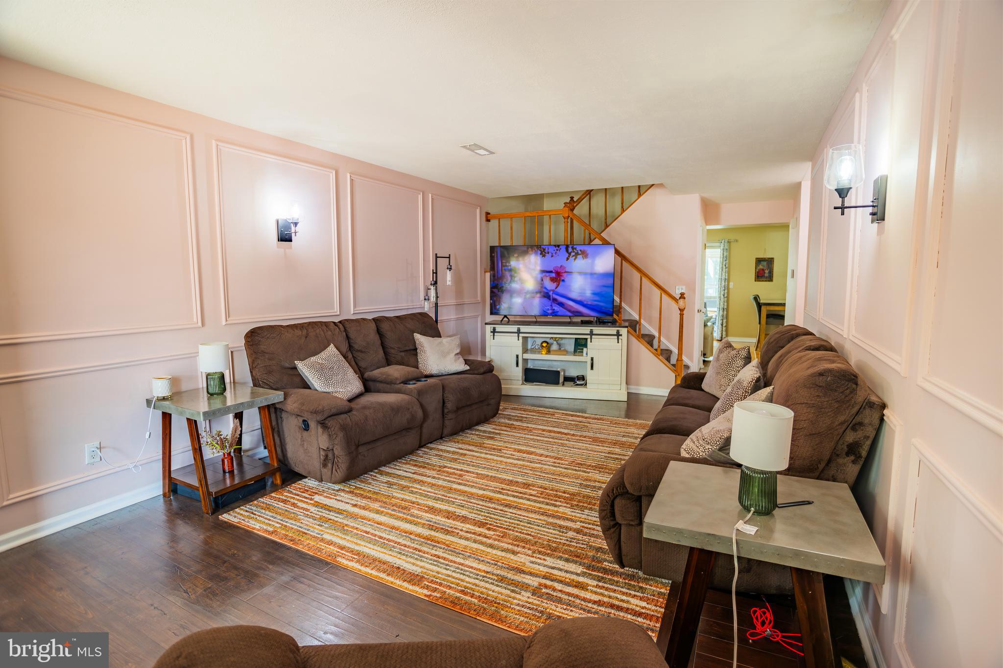 TOWNE OAK VILLAGE - Residential