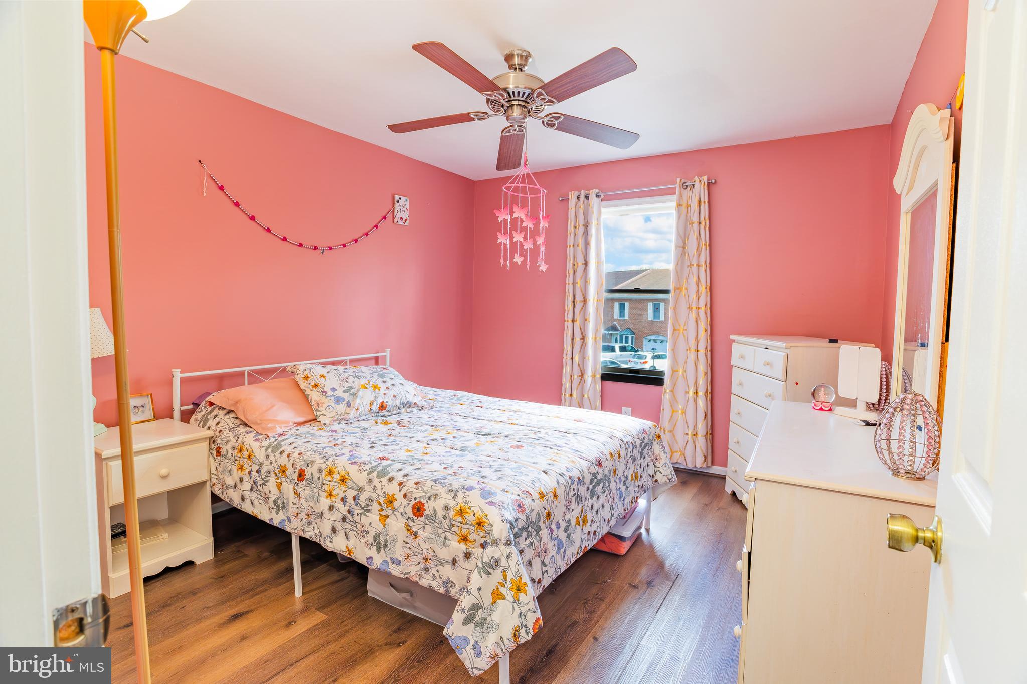 TOWNE OAK VILLAGE - Residential