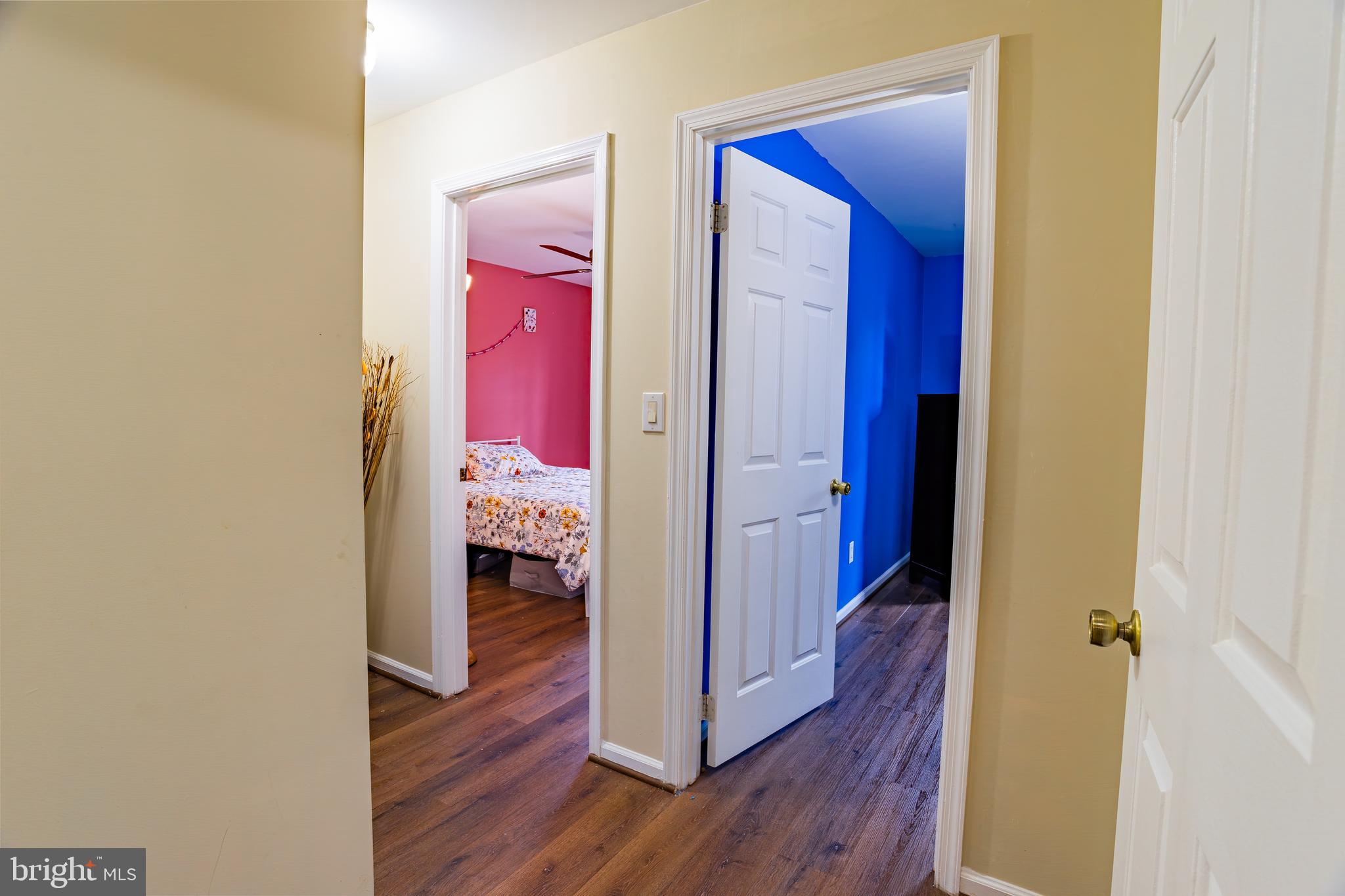 TOWNE OAK VILLAGE - Residential