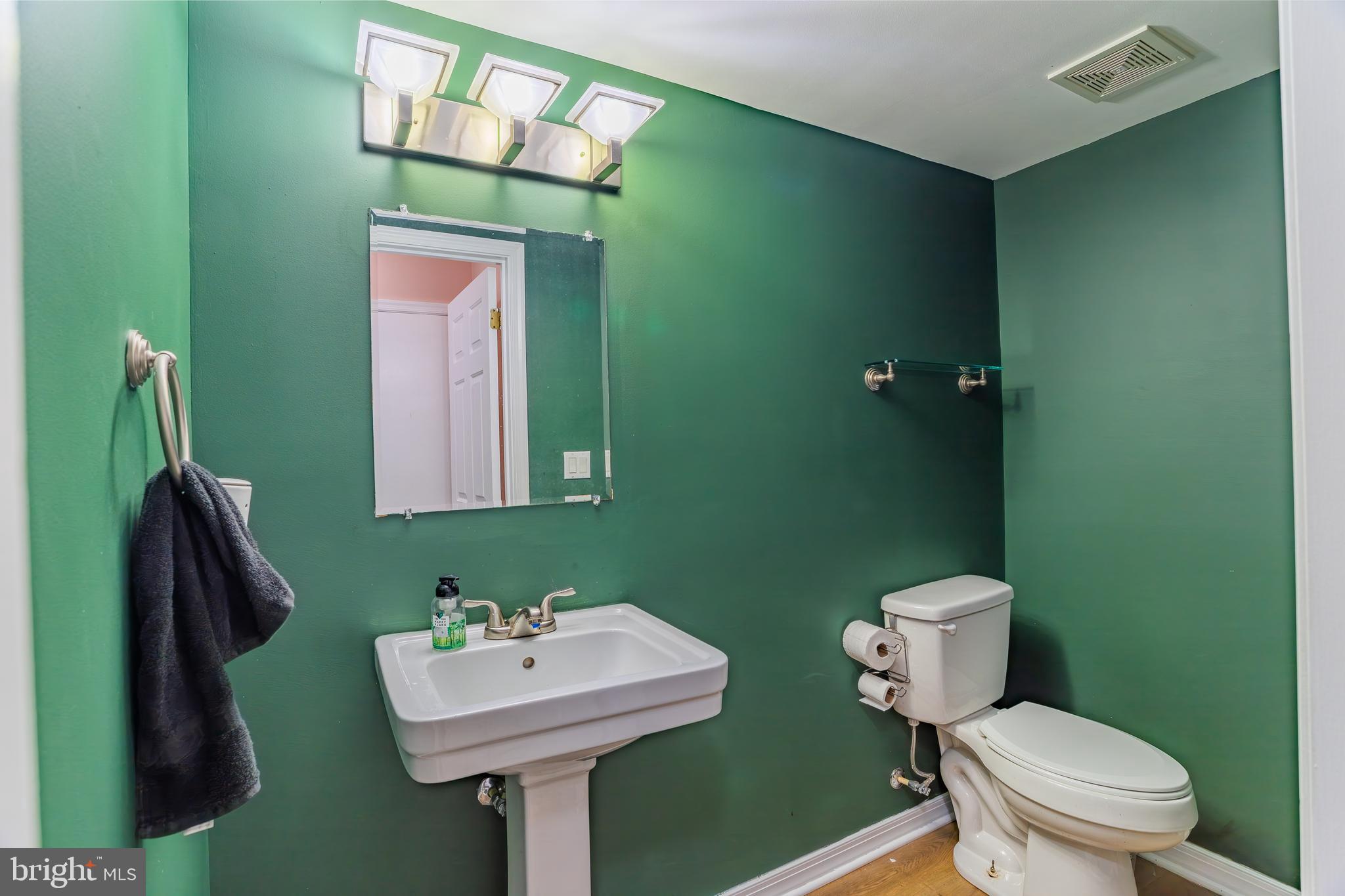 TOWNE OAK VILLAGE - Residential