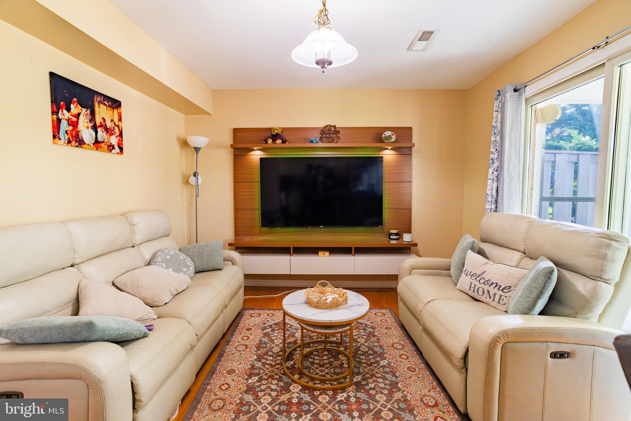 TOWNE OAK VILLAGE - Residential