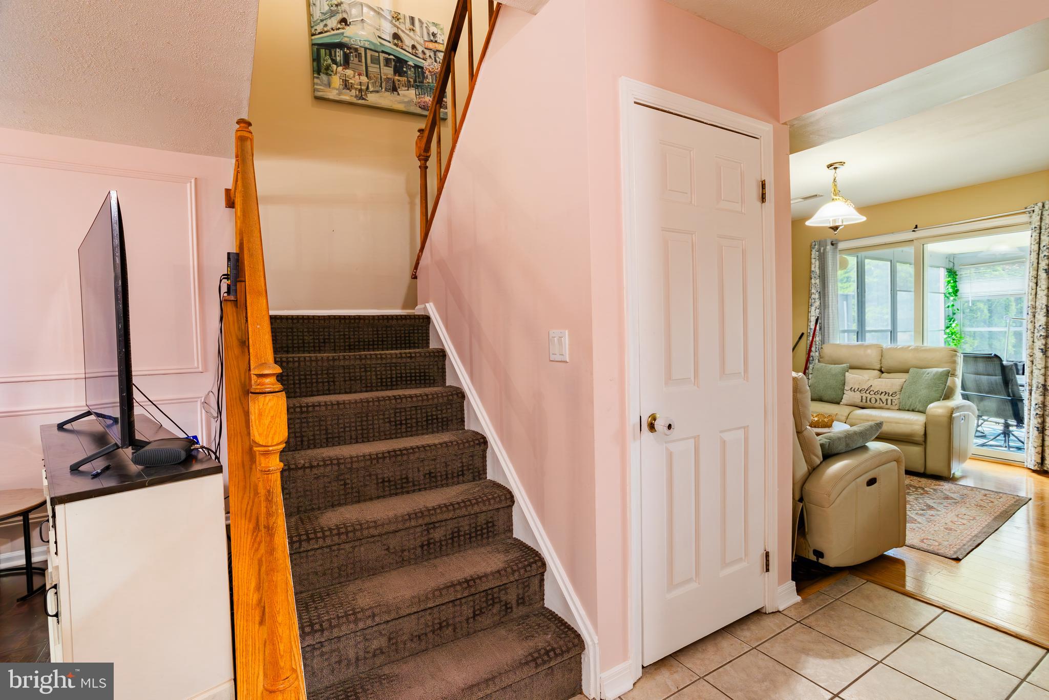 TOWNE OAK VILLAGE - Residential