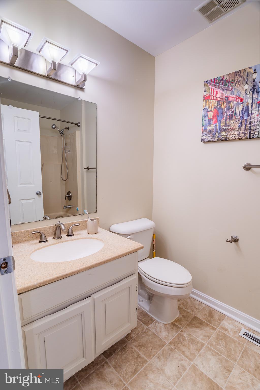 TOWNE OAK VILLAGE - Residential