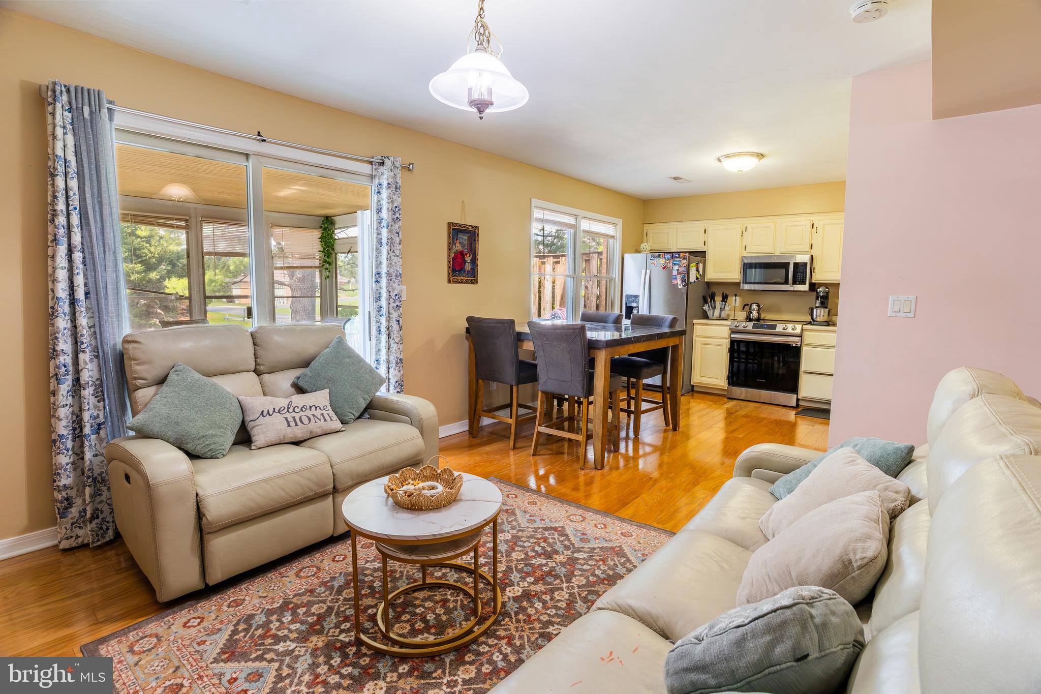 TOWNE OAK VILLAGE - Residential