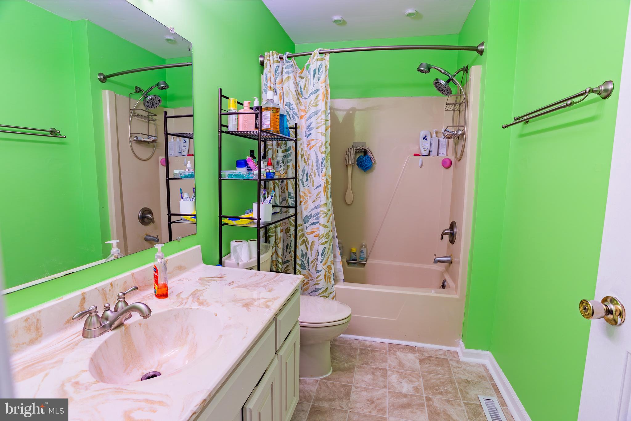 TOWNE OAK VILLAGE - Residential