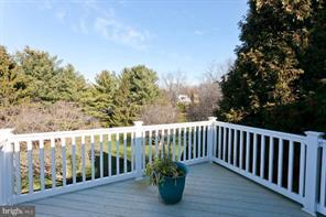 ORCHARD LAKES - Residential