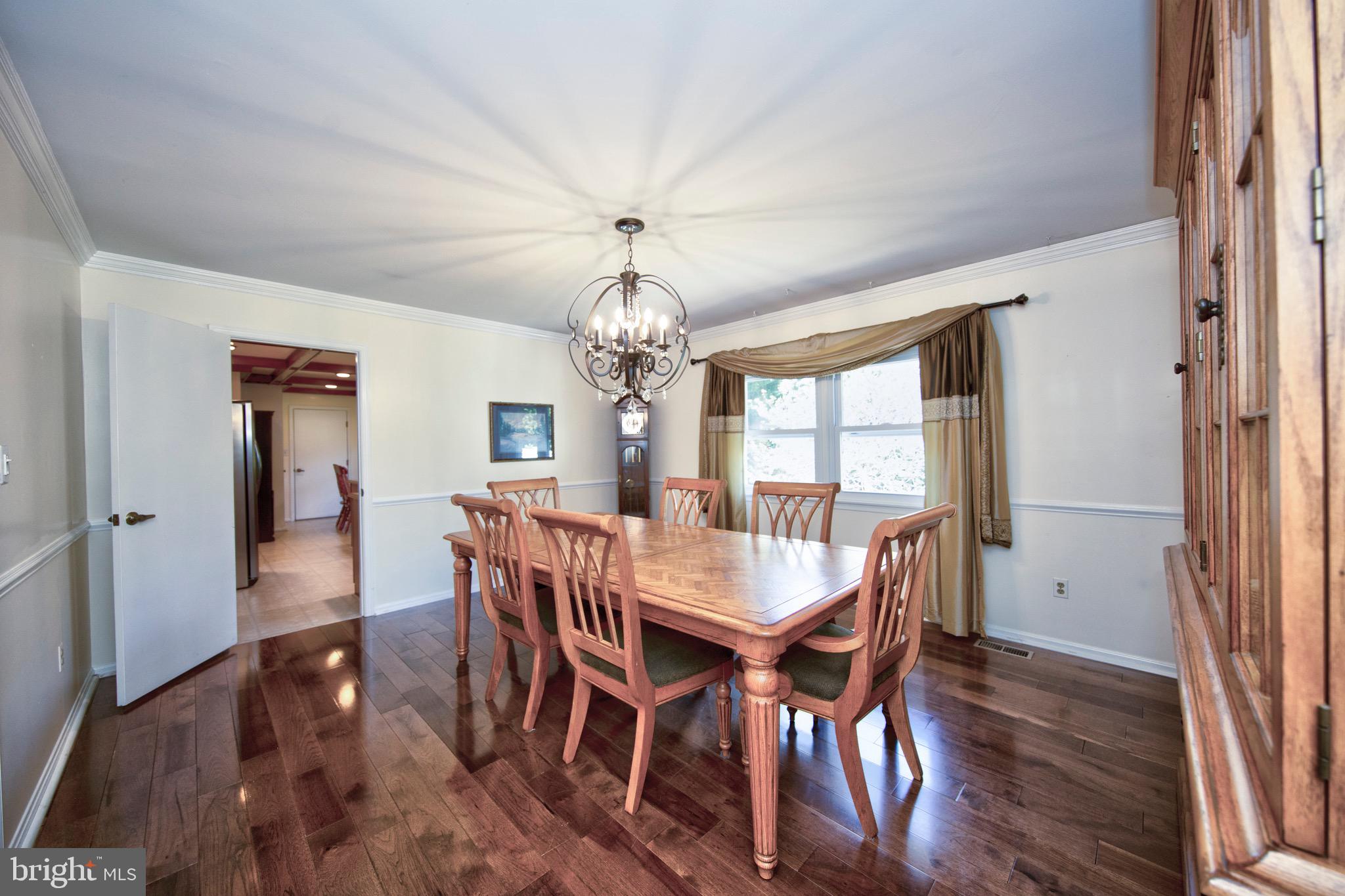 ORCHARD LAKES - Residential