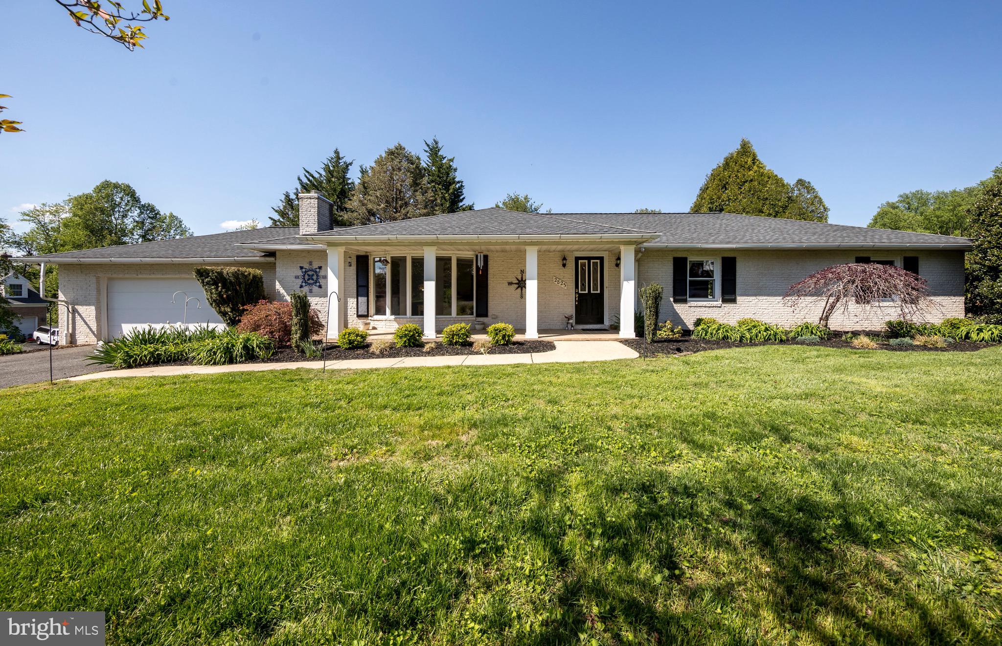 ORCHARD LAKES - Residential