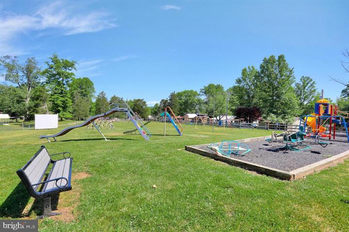 Block 41 Lot 23 YOGI BEAR BLVD