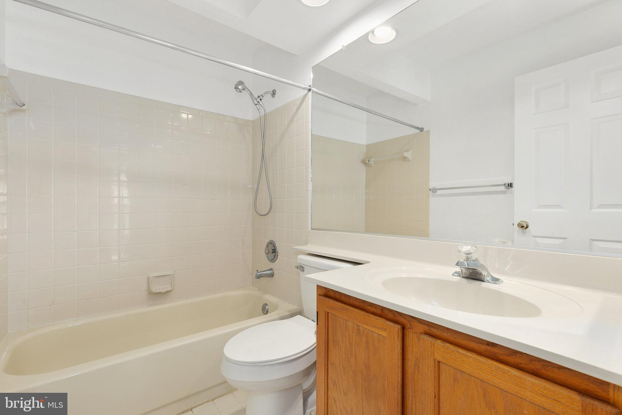 BOWLING BROOK FARMS - Residential