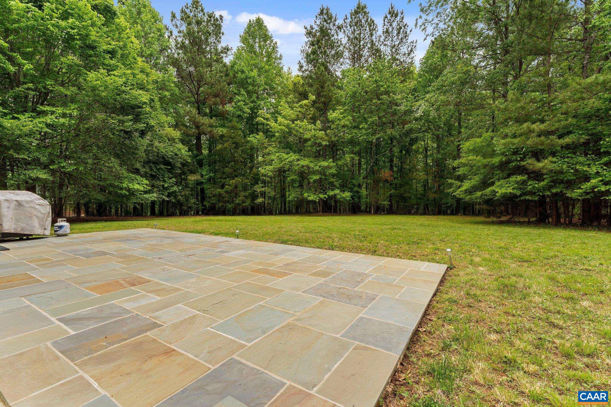 MOUNTAIN VIEW ESTATES - Residential