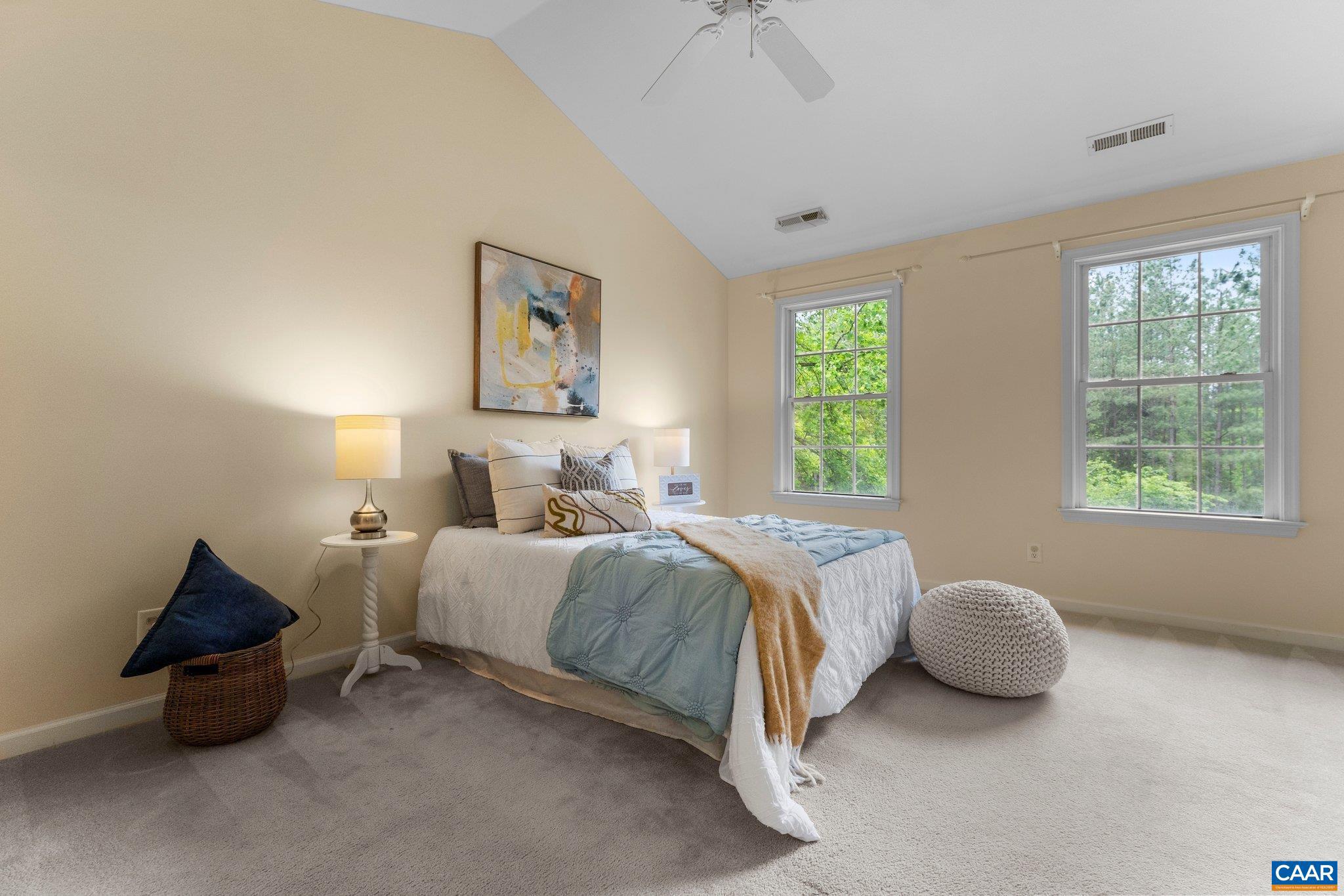 MOUNTAIN VIEW ESTATES - Residential