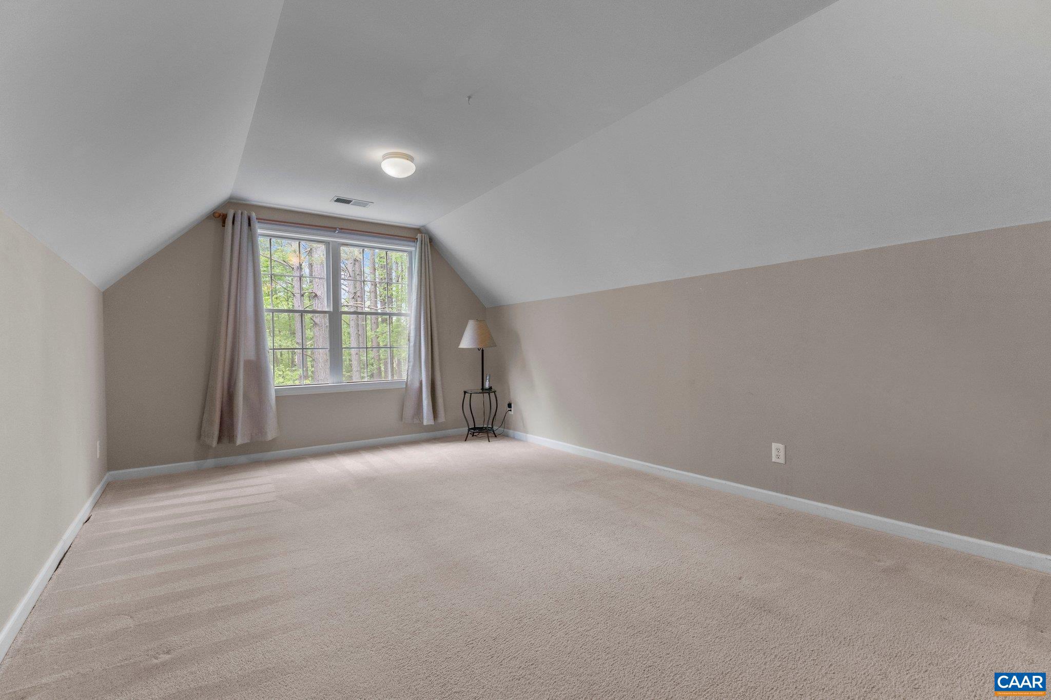 MOUNTAIN VIEW ESTATES - Residential