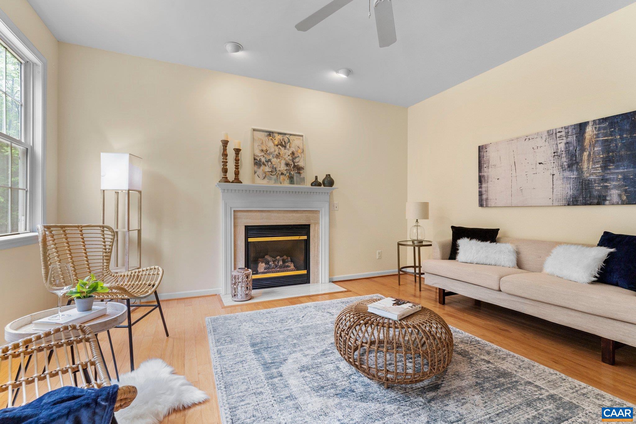 MOUNTAIN VIEW ESTATES - Residential