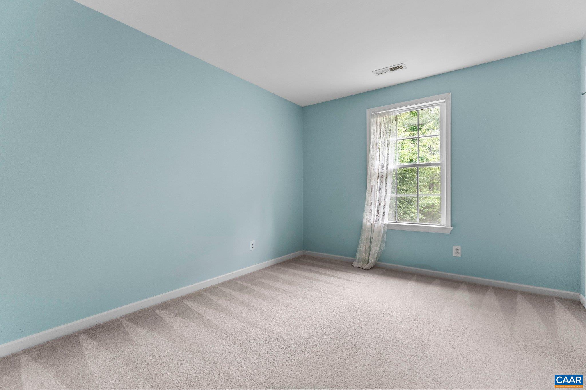 MOUNTAIN VIEW ESTATES - Residential