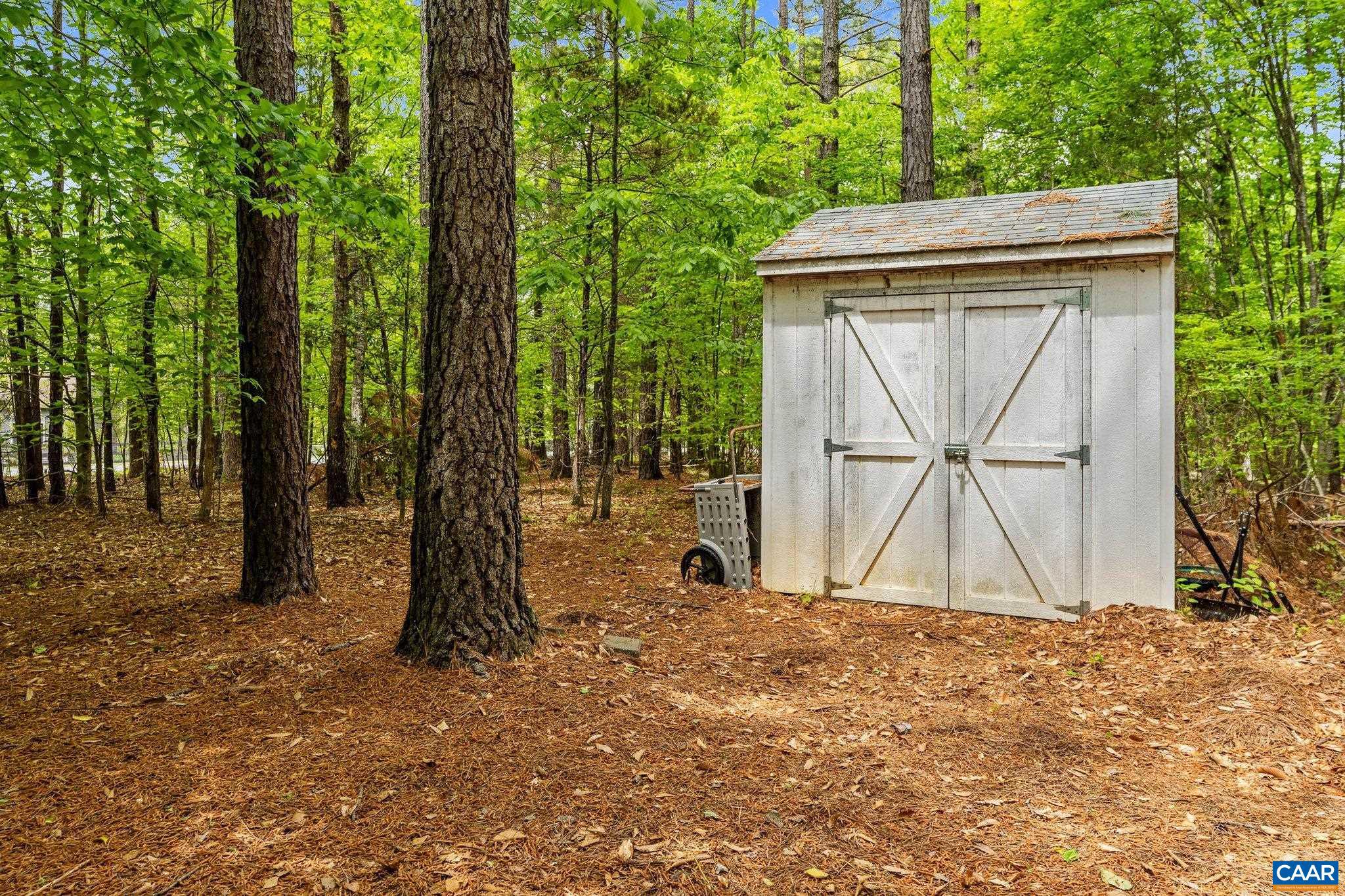 MOUNTAIN VIEW ESTATES - Residential