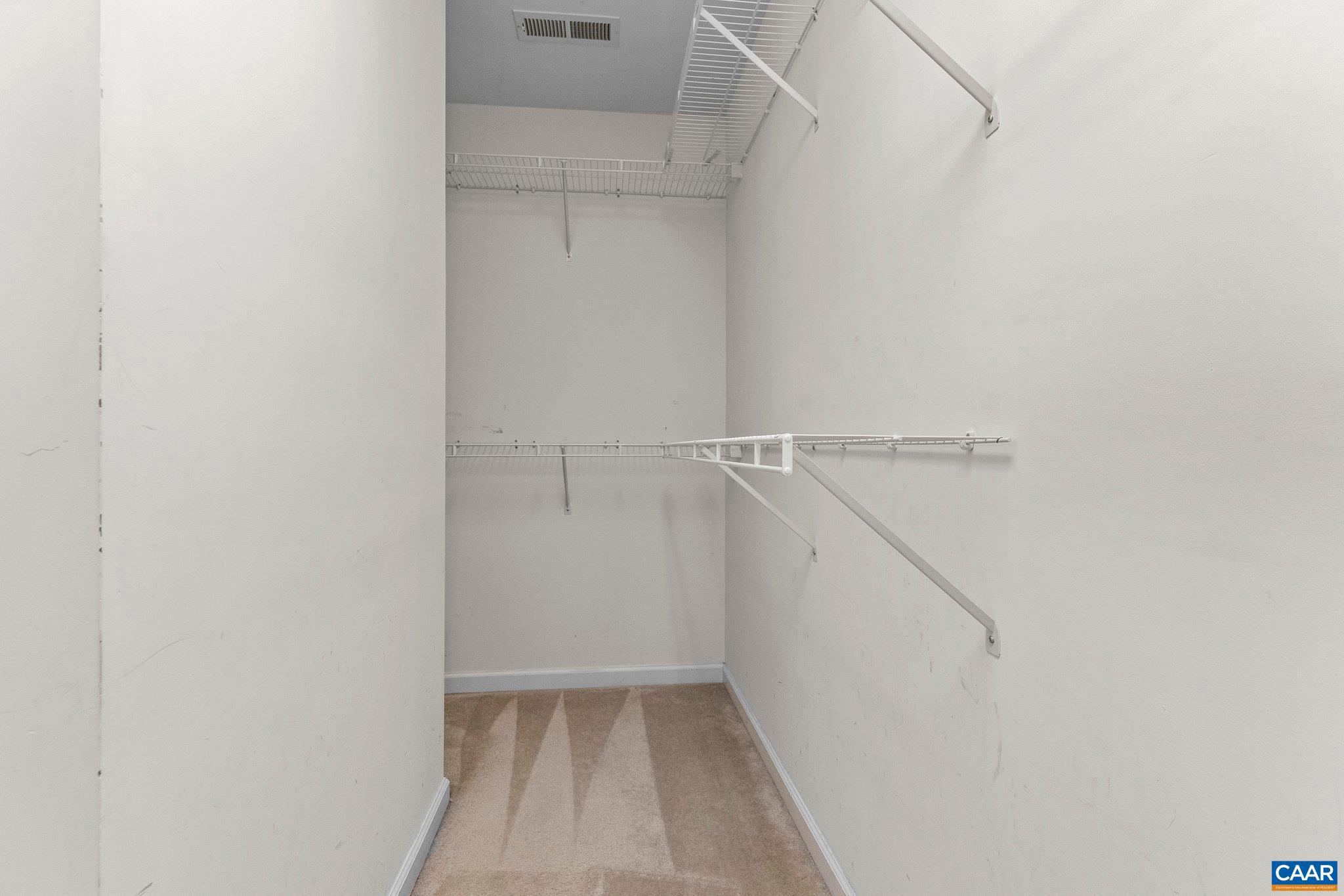 MOUNTAIN VIEW ESTATES - Residential