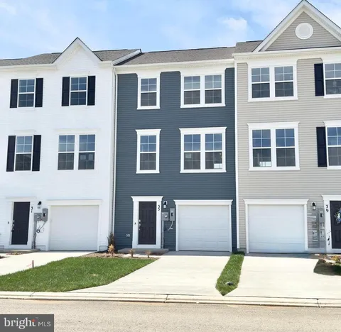 35 Gray Silver Road, Inwood, WV MLS: WVBE2039526