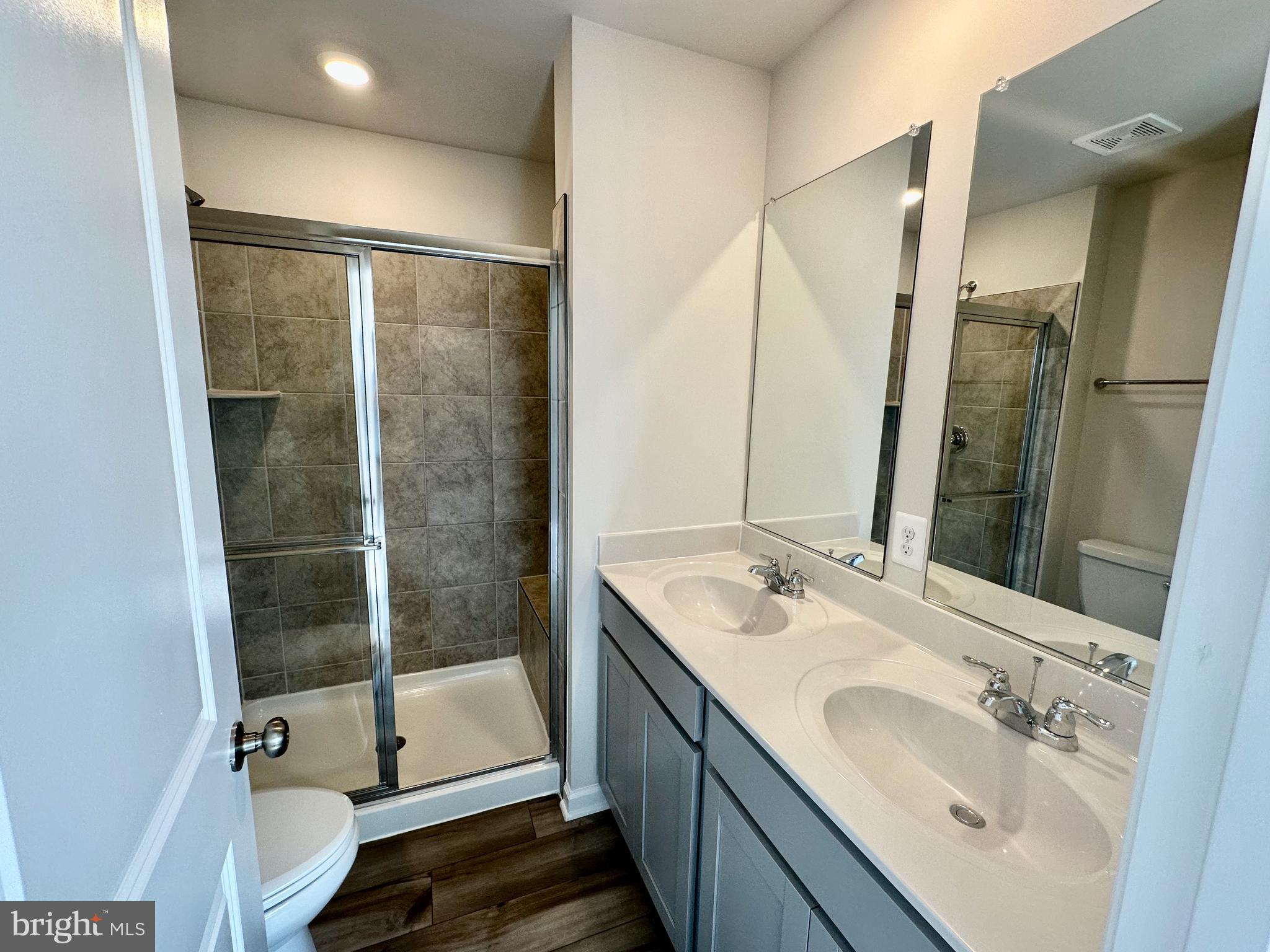 WILLOW GLEN - Residential Lease