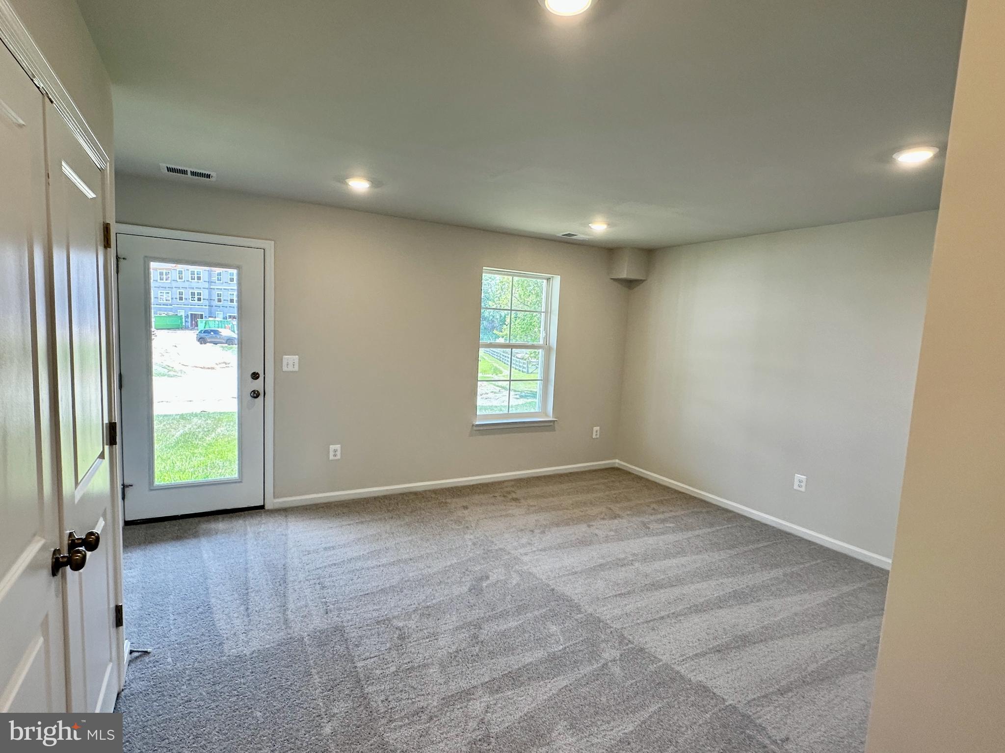 WILLOW GLEN - Residential Lease