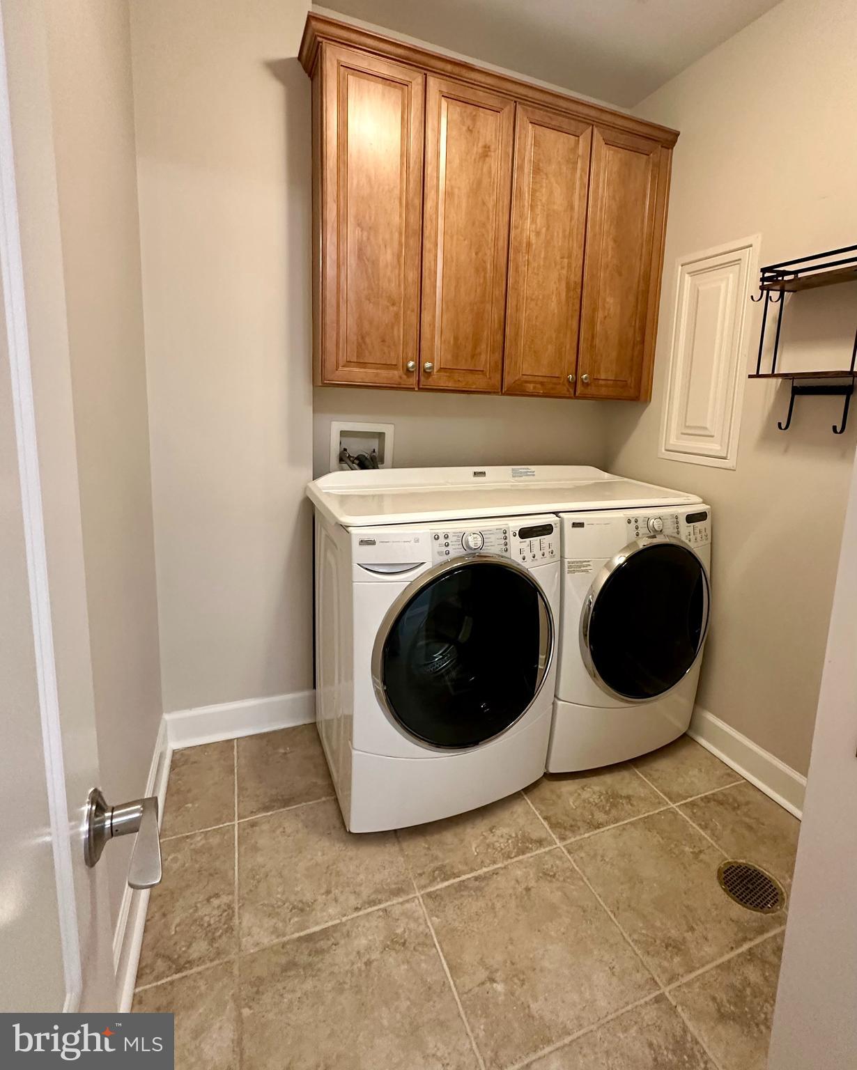 GRANDVIEW AT ANNAPOLIS TOWNE CENTRE - Residential