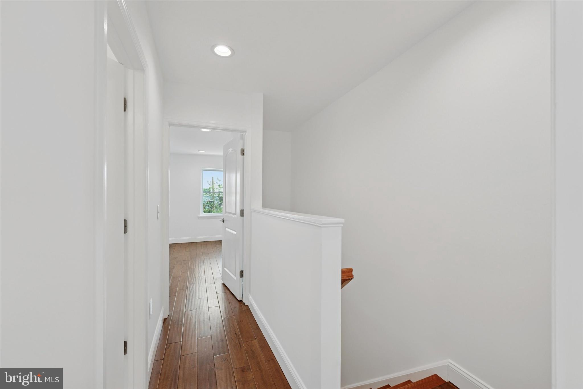 PORT RICHMOND - Residential