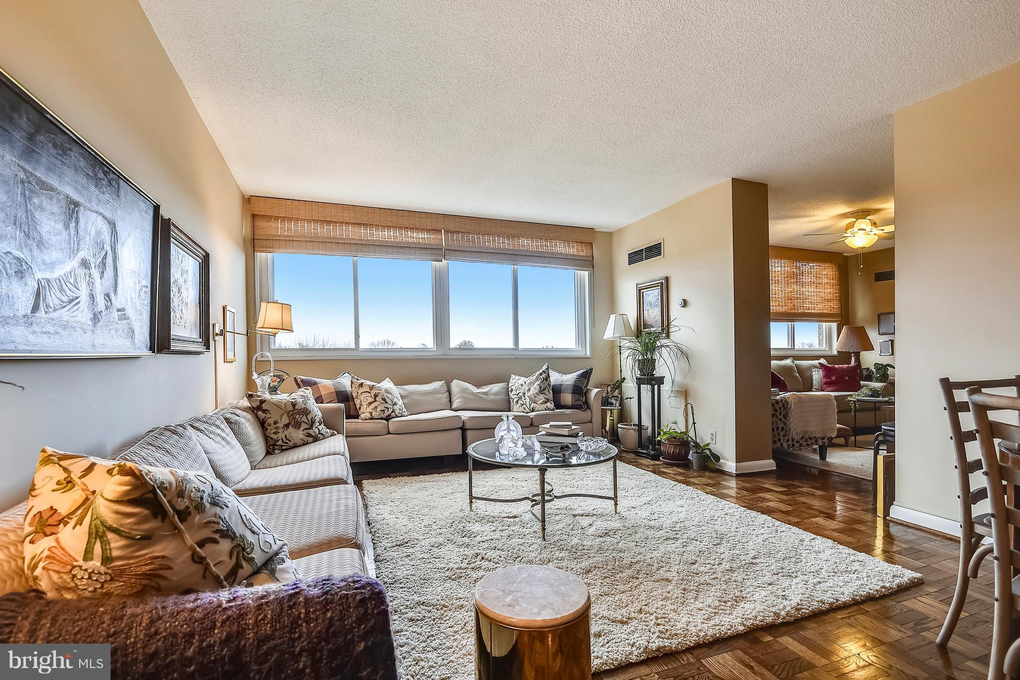 PARK TOWERS EAST - Residential