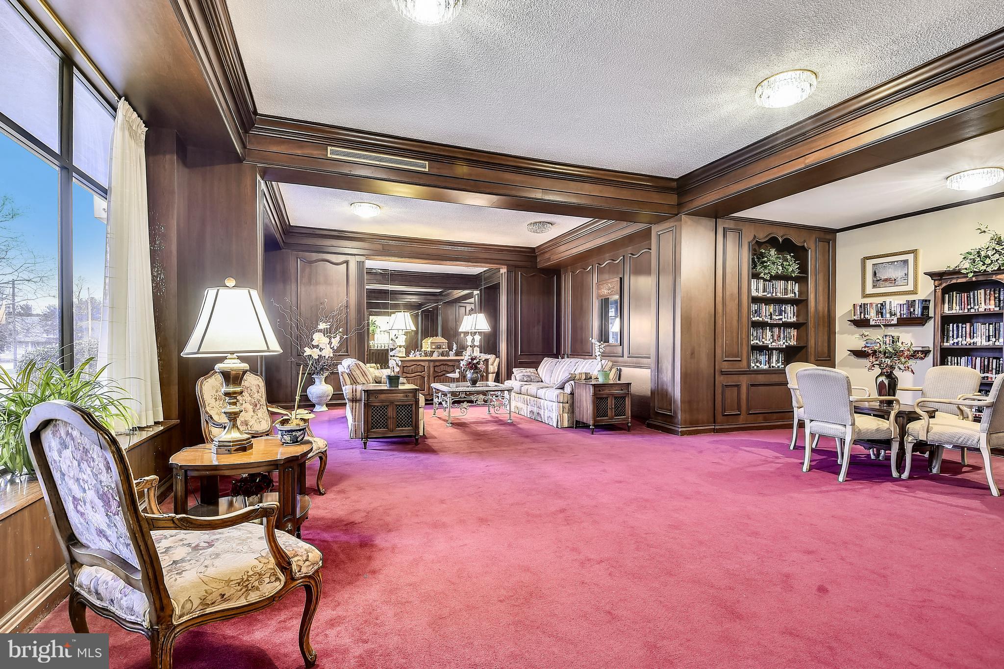 PARK TOWERS EAST - Residential