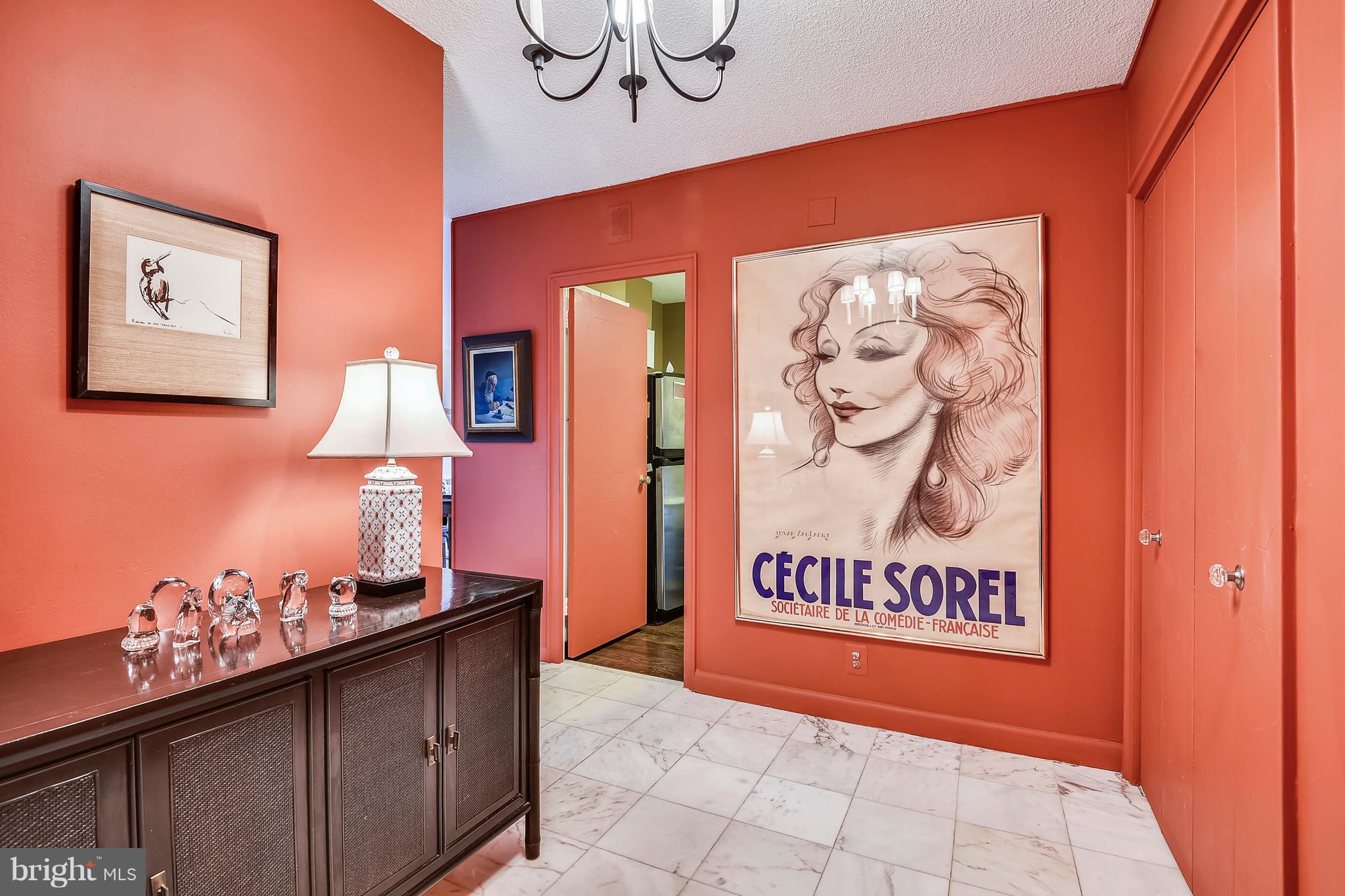 PARK TOWERS EAST - Residential