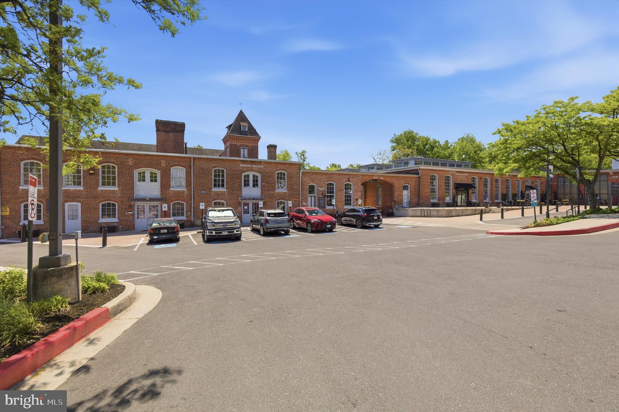 BOWLING BROOK FARMS - Residential