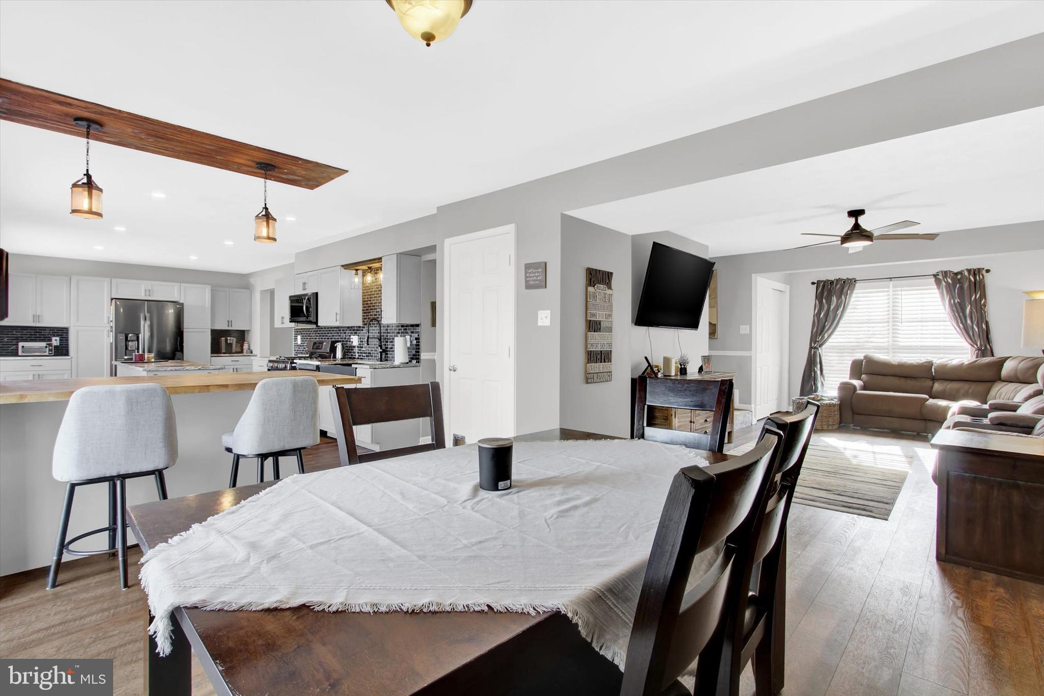 FURNACE HILLS - Residential