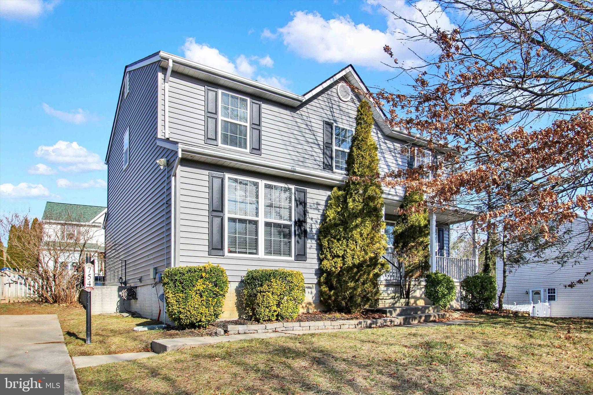 FURNACE HILLS - Residential