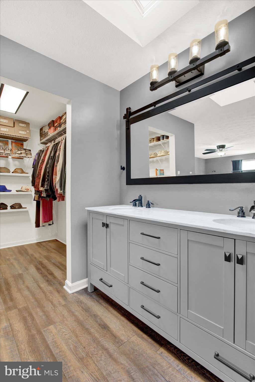 FURNACE HILLS - Residential