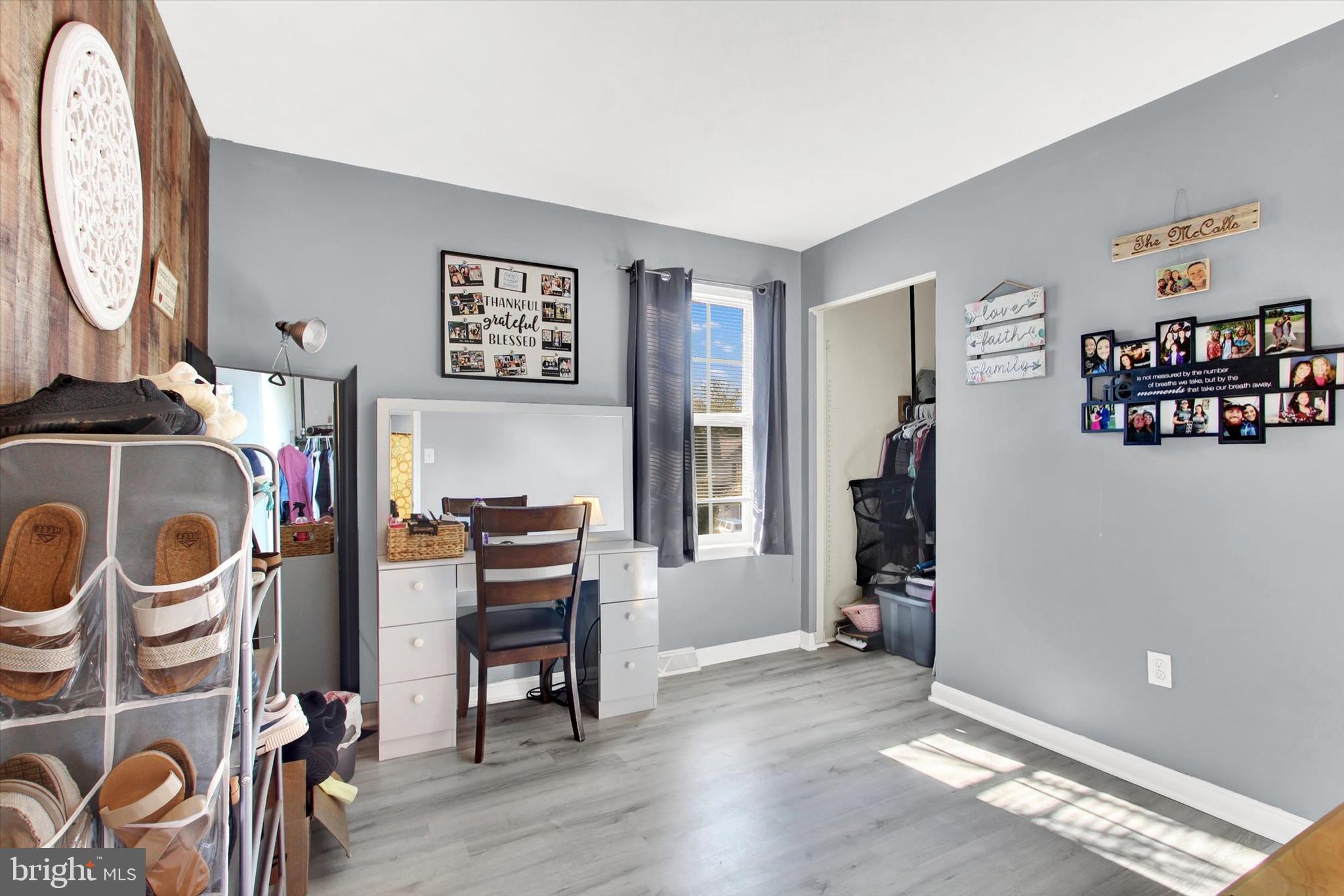 FURNACE HILLS - Residential