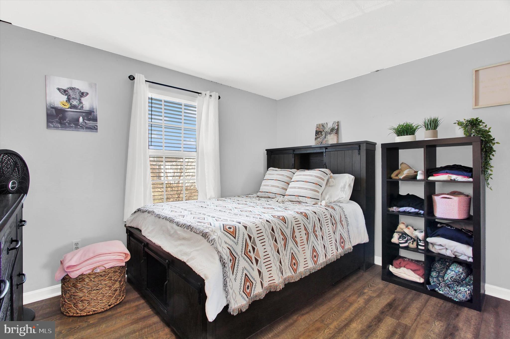 FURNACE HILLS - Residential