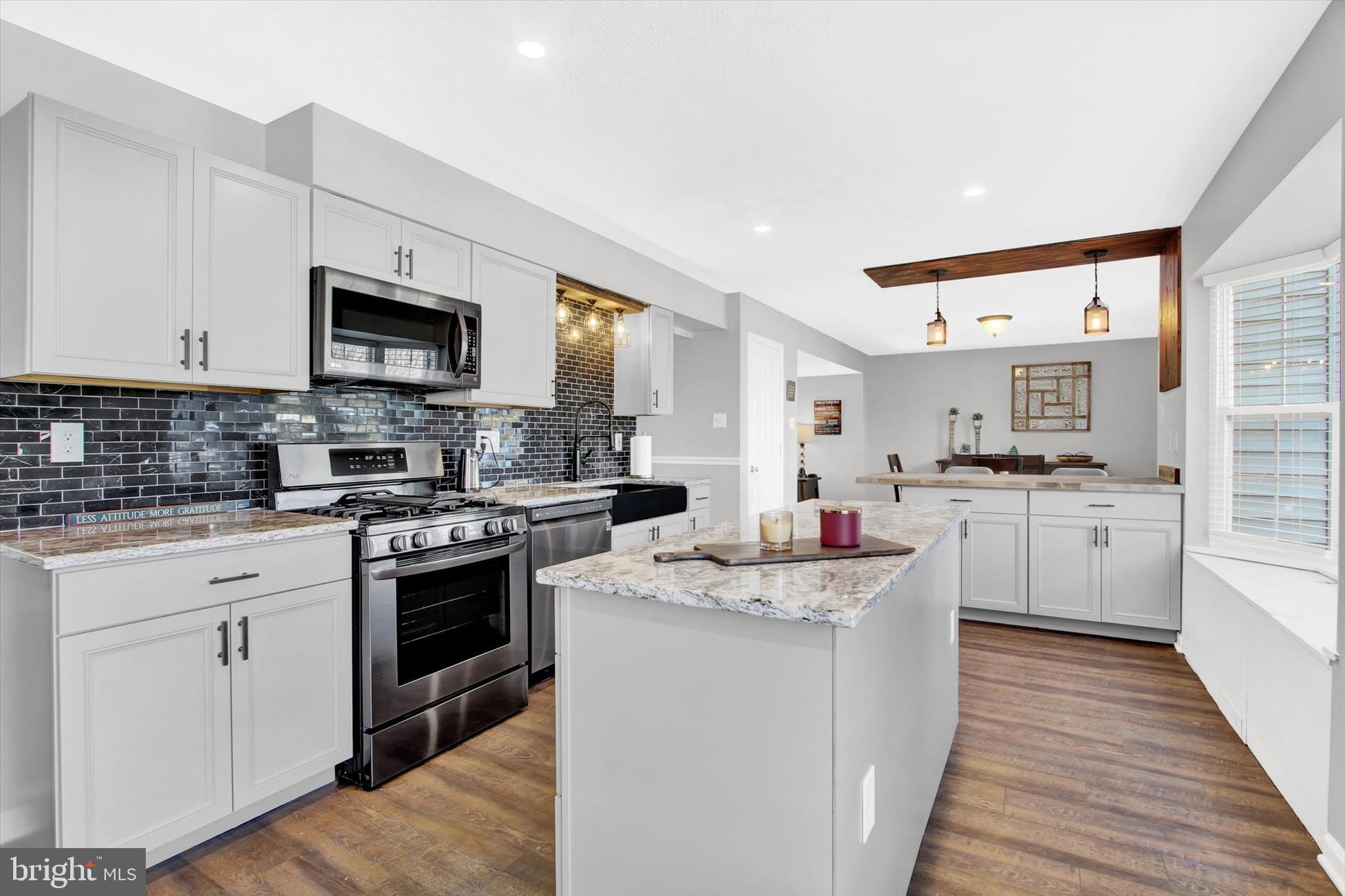 FURNACE HILLS - Residential