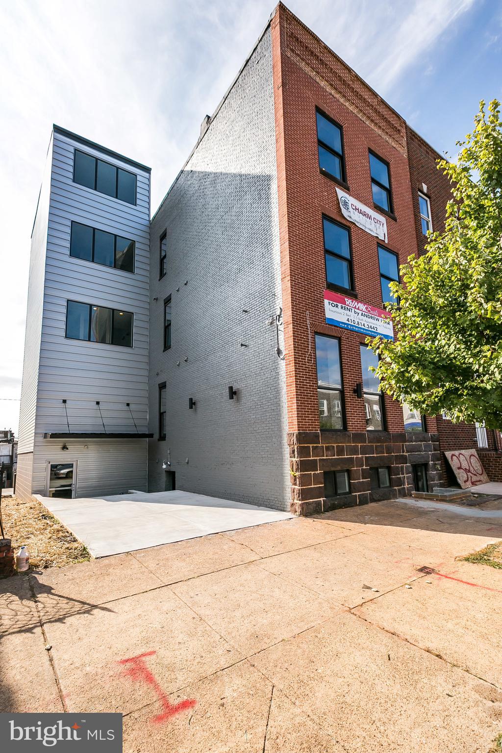 HIGHLANDTOWN - Residential Lease