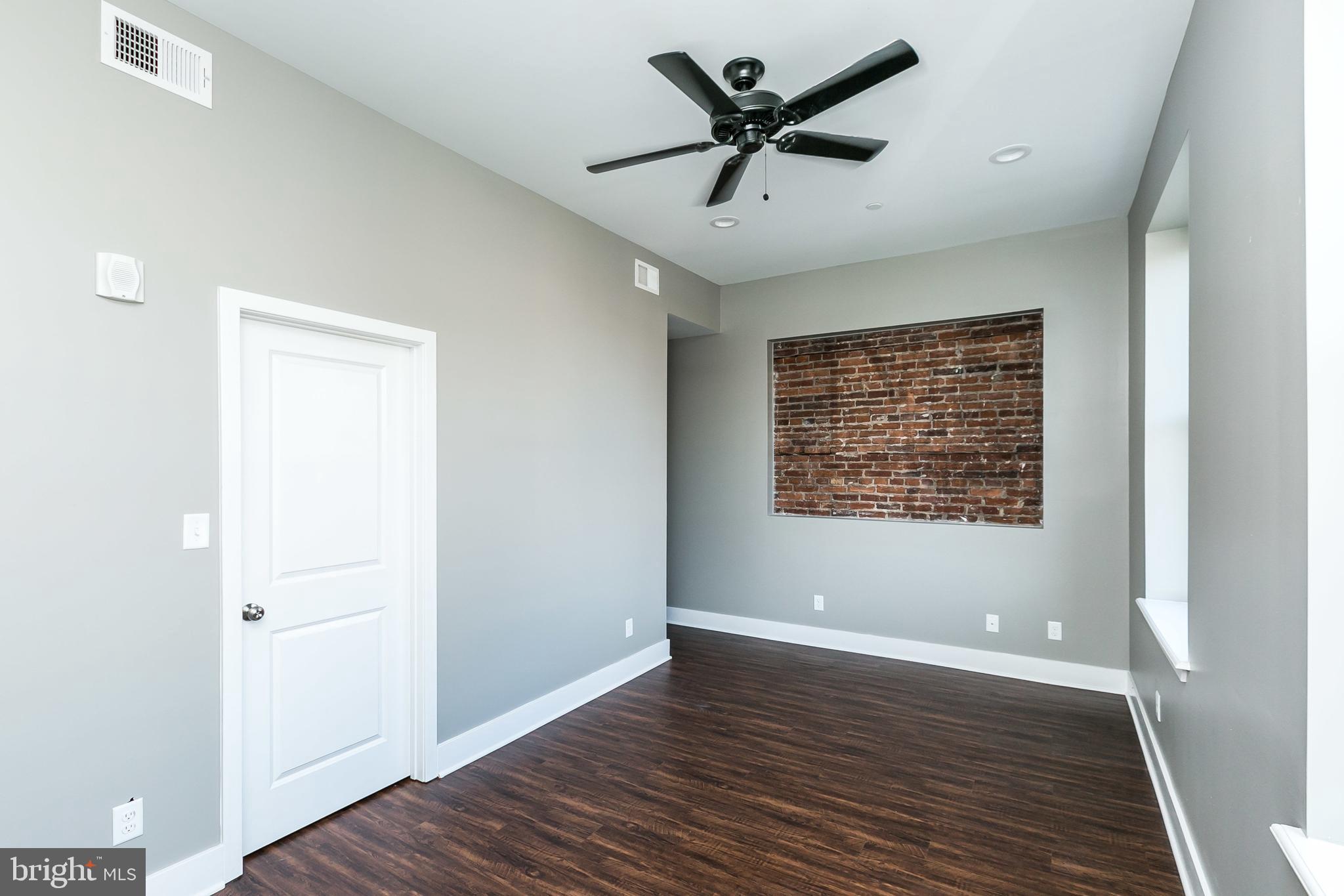 HIGHLANDTOWN - Residential Lease