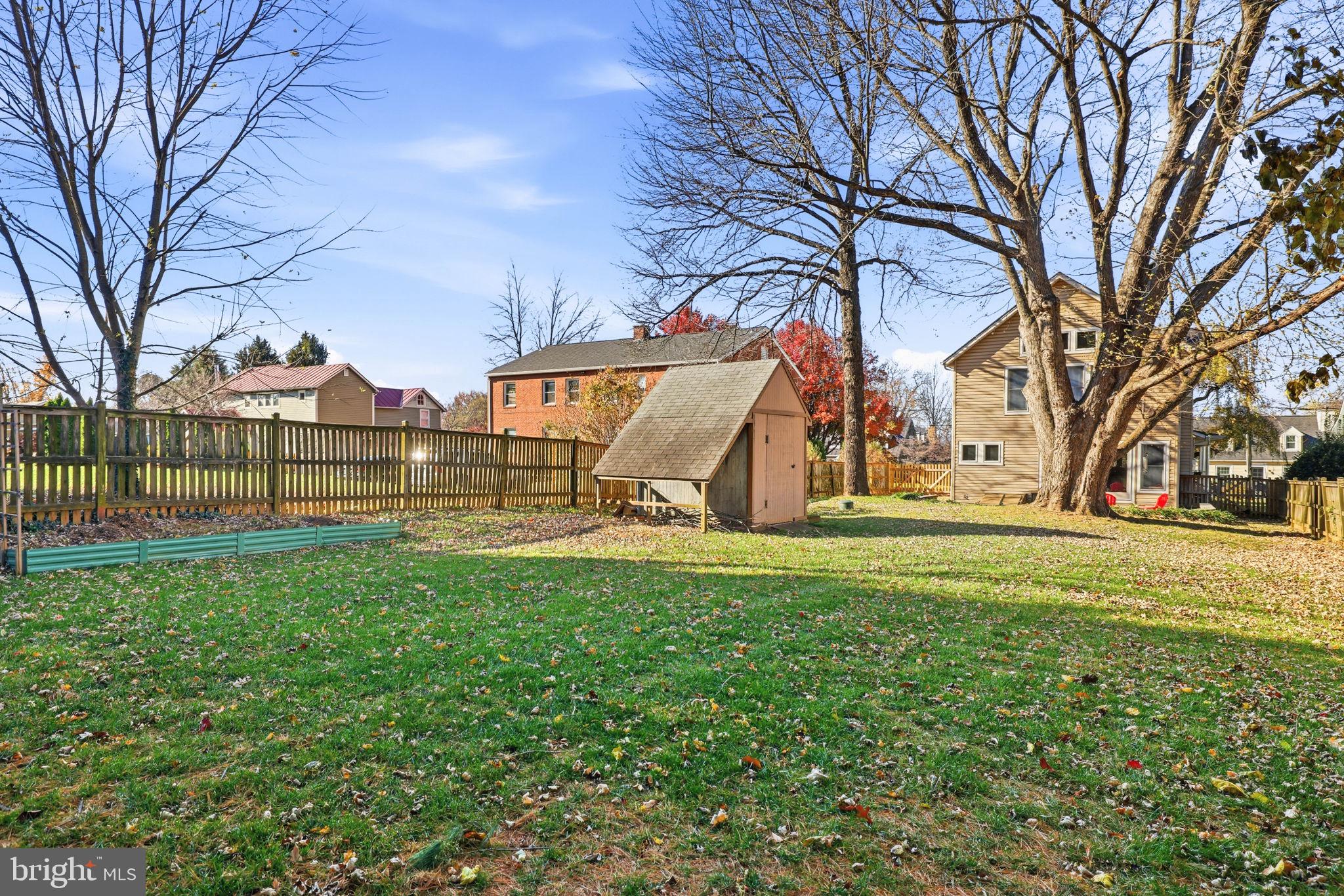 TOWN OF PURCELLVILLE - Residential