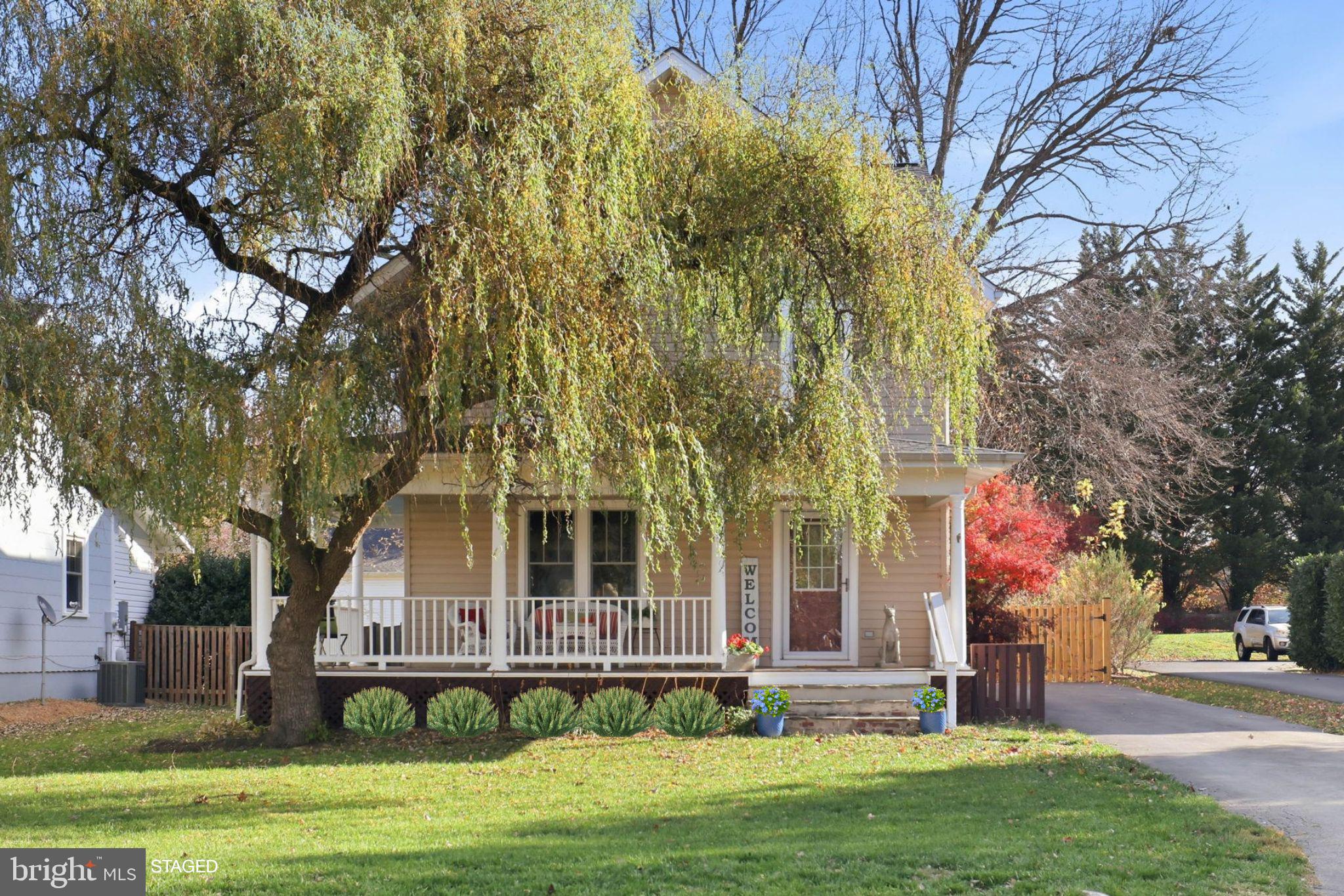 TOWN OF PURCELLVILLE - Residential