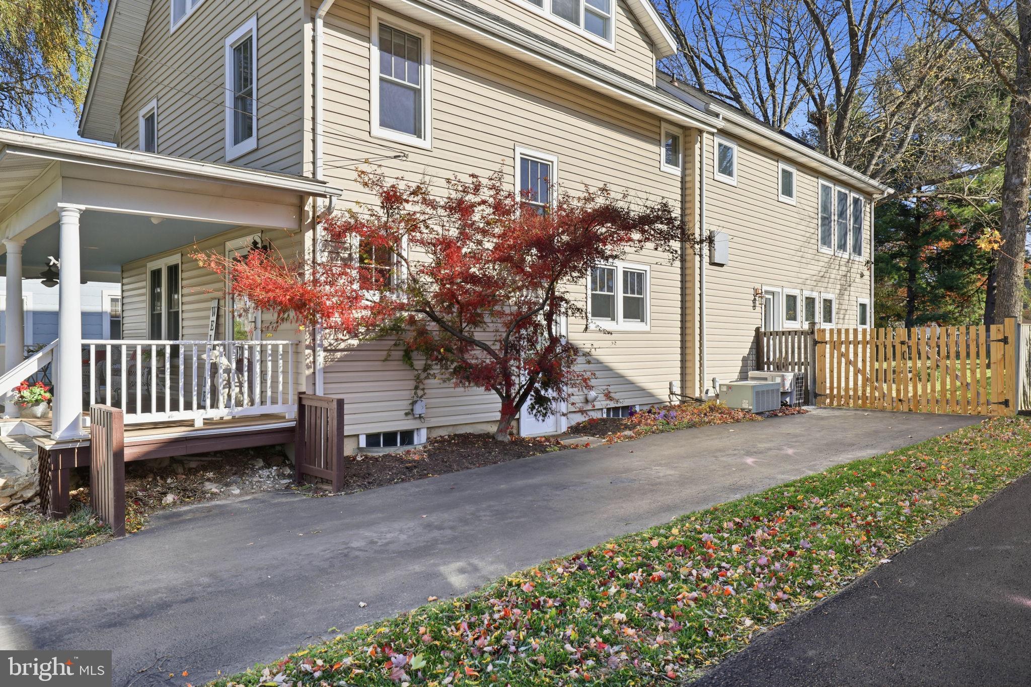 TOWN OF PURCELLVILLE - Residential