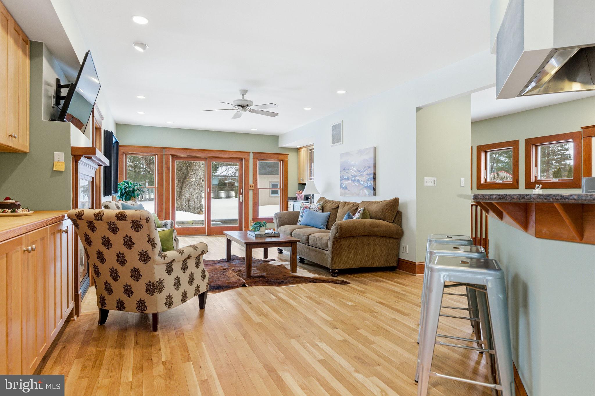 TOWN OF PURCELLVILLE - Residential