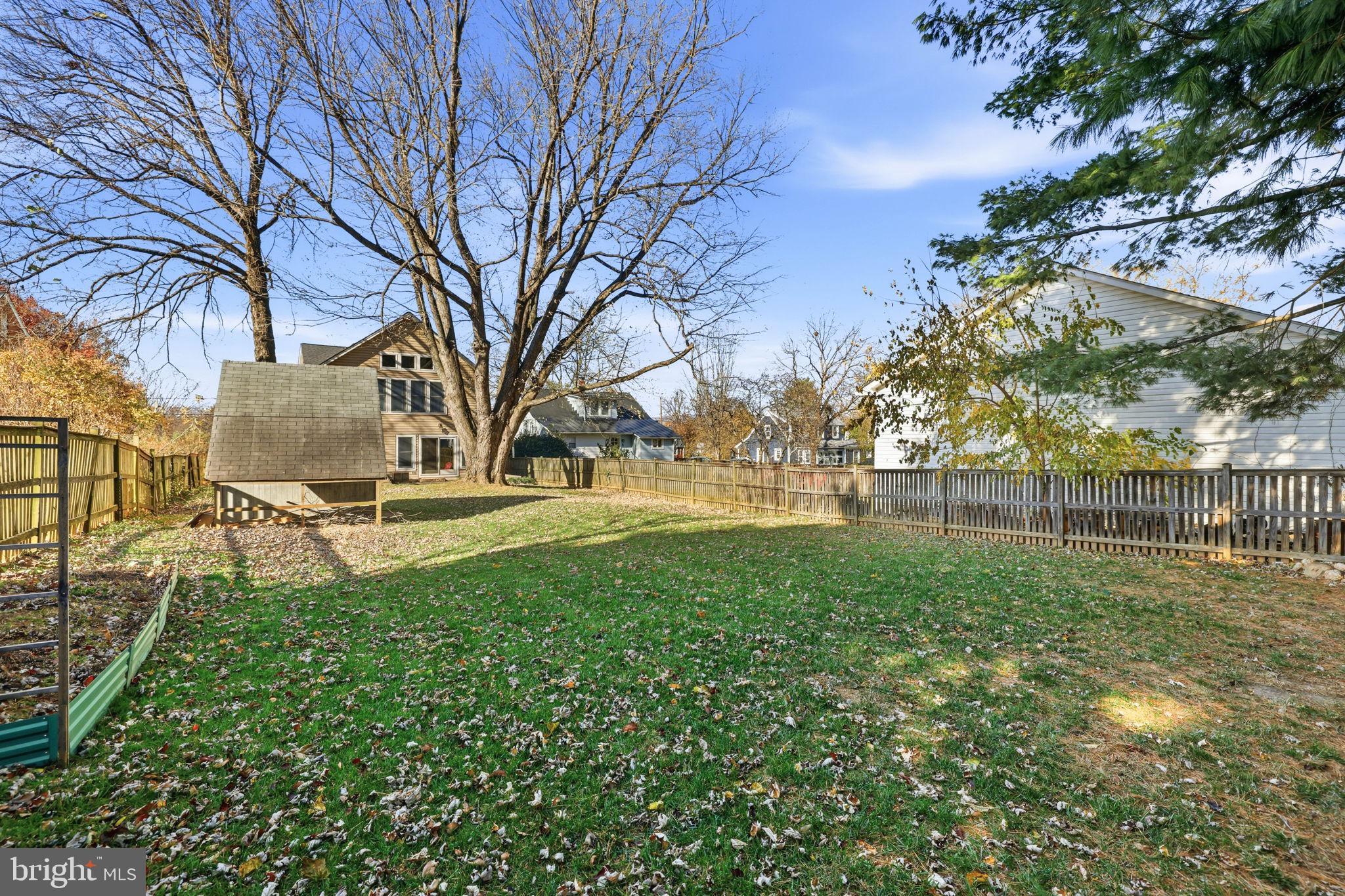 TOWN OF PURCELLVILLE - Residential