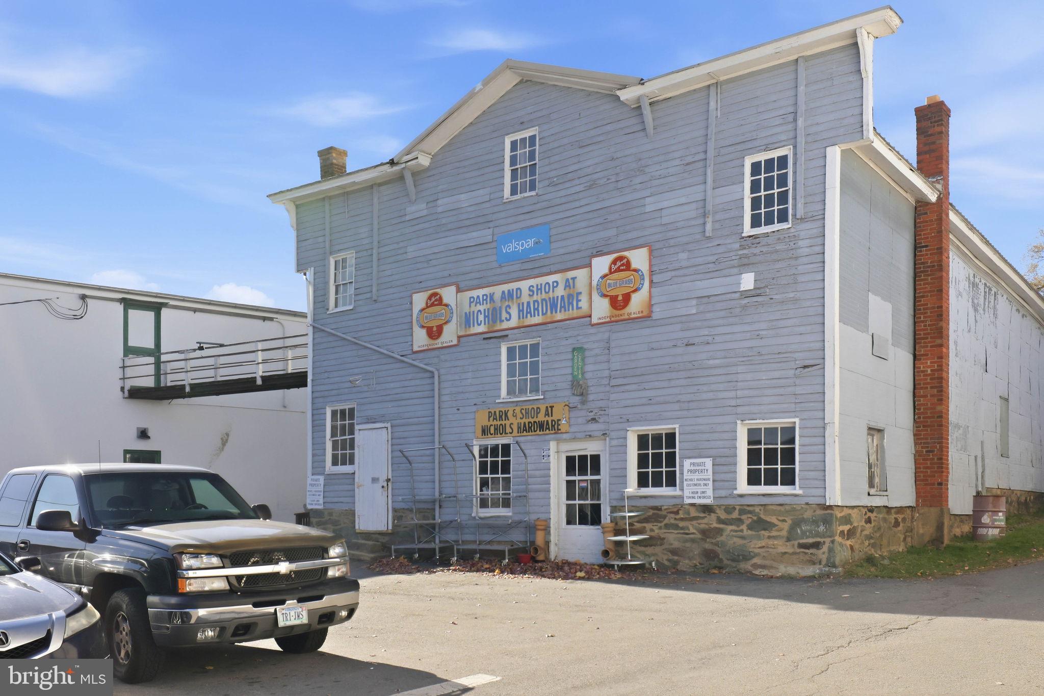 TOWN OF PURCELLVILLE - Residential